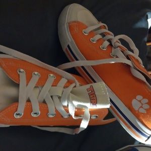 Clemson Tiger's Tennis Shoes like new